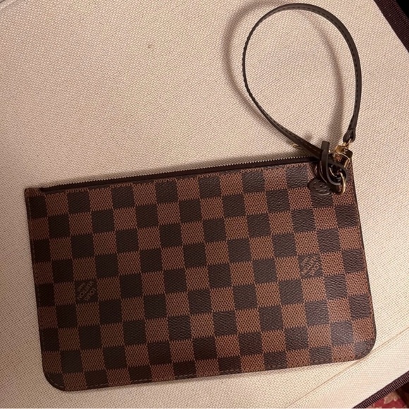 Authentic Louis Vuitton NEW damier ebene Neverfull GM pouch - Picture 3 of 12